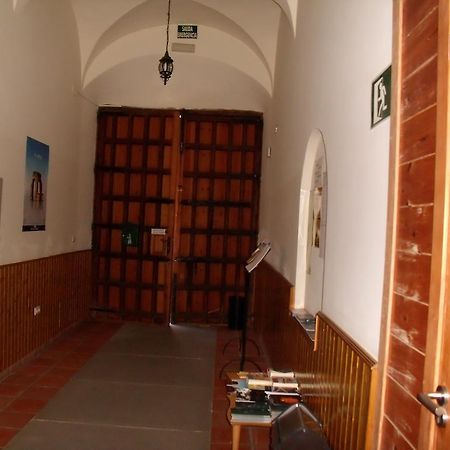 Albergue Convento De San Francisco Zafra Bagian luar foto